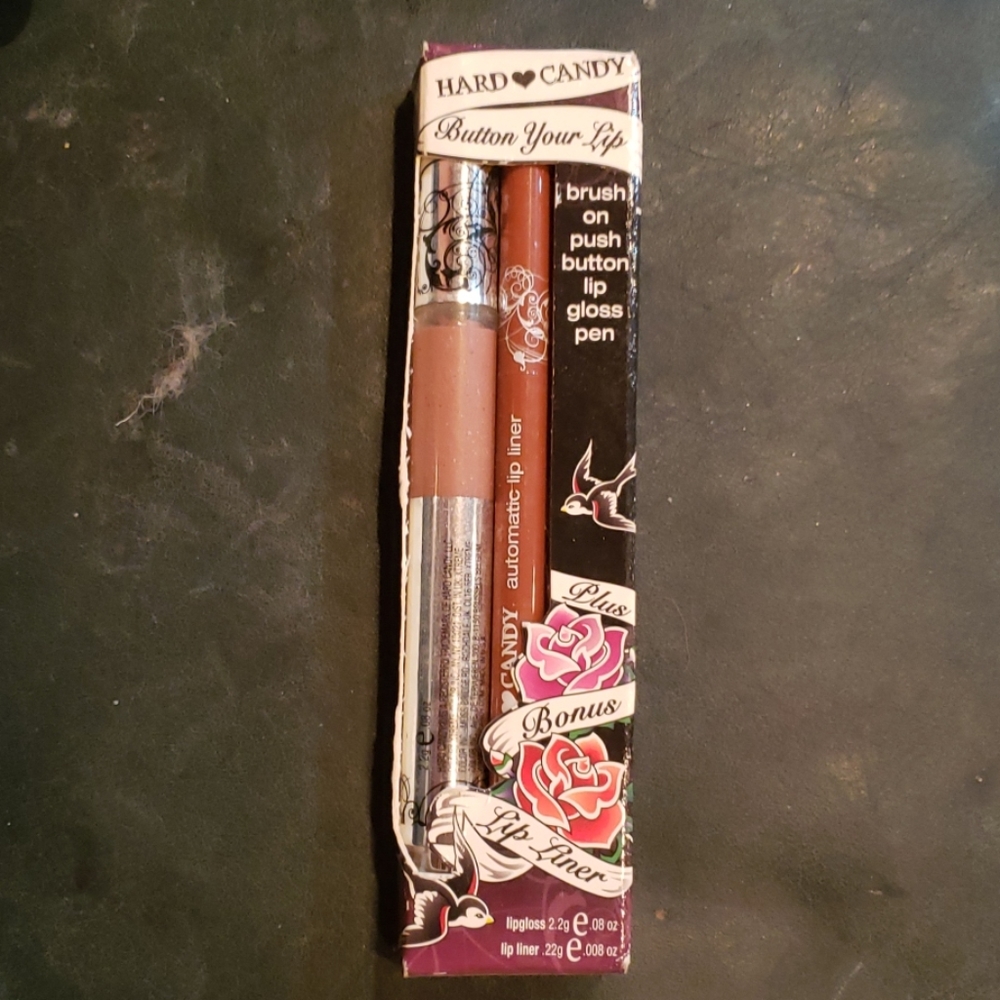 Hard candy button your lips lip gloss & lip liner